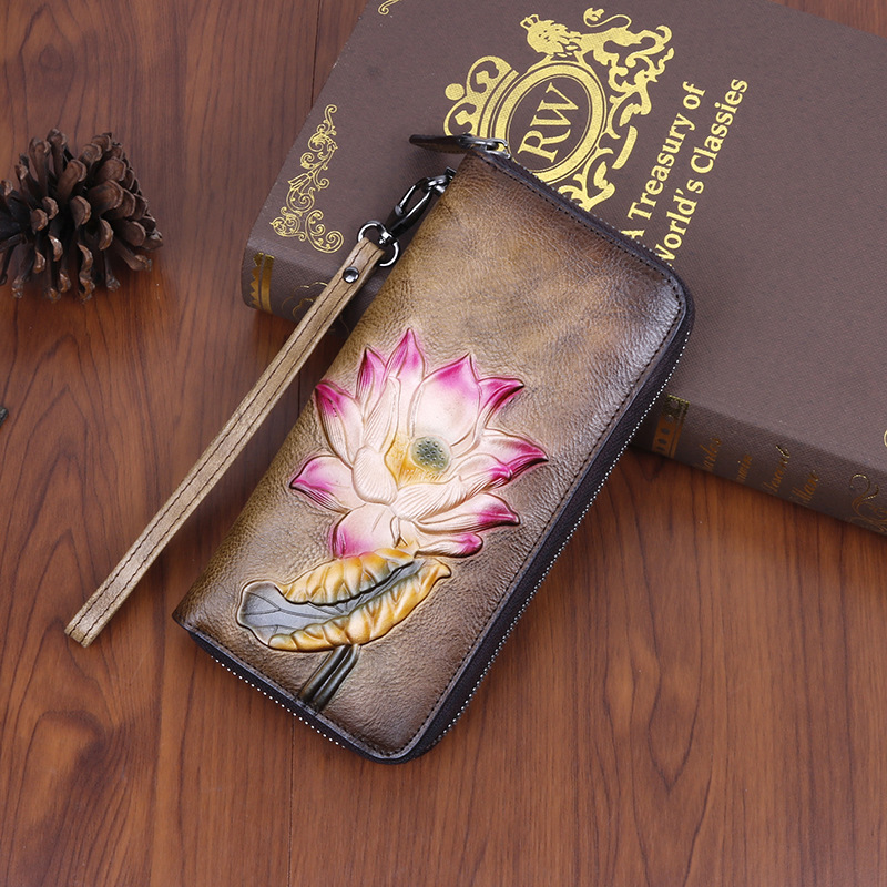 Retro Blumen Prägung Geldbörse für Damen – Große Kapazität mit Kartenfächern