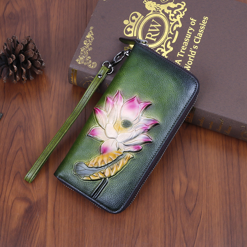 Retro Blumen Prägung Geldbörse für Damen – Große Kapazität mit Kartenfächern